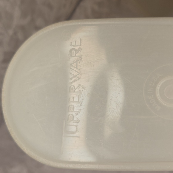 Tupperware: Pitcher - Picture 10 of 10